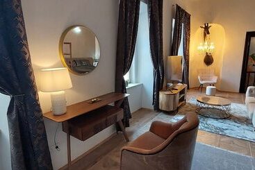 Opera Apartments