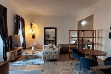 Opera Apartments