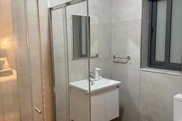 پانسیون Capital Heights Room, Victoria