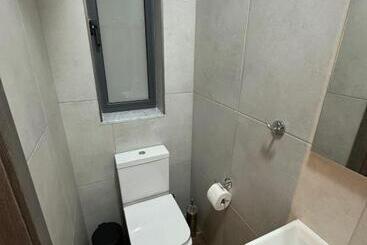 پانسیون Capital Heights Room, Victoria