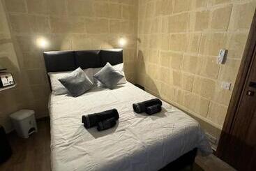 پانسیون Capital Heights Room, Victoria