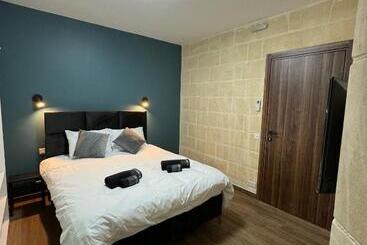 پانسیون Capital Heights Room, Victoria