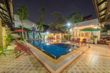 پانسیون Lotus Bleu Guest House