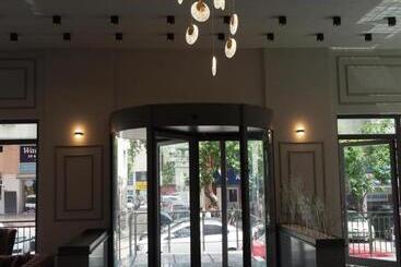 تختخواب و صبحانه Zeni̇a Otel