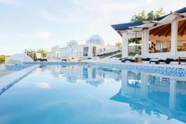 هتل Don Bululo Camping Lodge