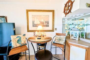 هتل Pintail Point Unit 305