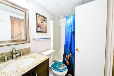 هتل Pintail Point Unit 305