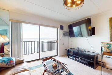 هتل Pintail Point Unit 305