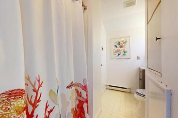هتل Pintail Point Unit 305