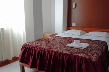 هتل Plaza Inn