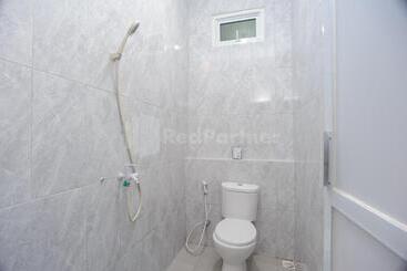 هتل Rawa Buntu House Redpartner