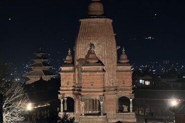 هتل Taleju Grand