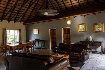 هتل Tamanini Timbavati Lodge