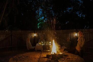 هتل Tamanini Timbavati Lodge