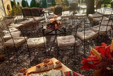 Pensiunea Casa Mircea & Restaurant