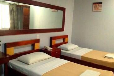 Buenas J Hotel And Spa