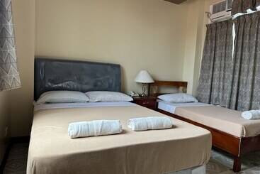 Buenas J Hotel And Spa
