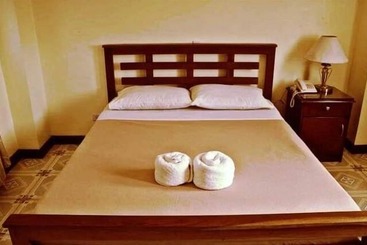 Buenas J Hotel And Spa