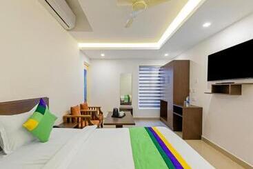 هتل Airport Avenue Plaza Cochin Airport