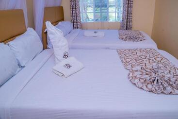 هتل Calfie Resort Kisumu