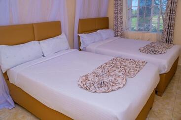 هتل Calfie Resort Kisumu