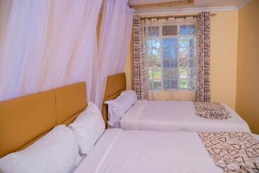 هتل Calfie Resort Kisumu