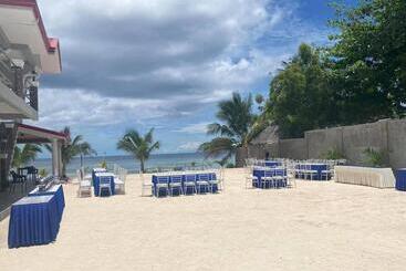 فندق Lawson’s Beach Resort