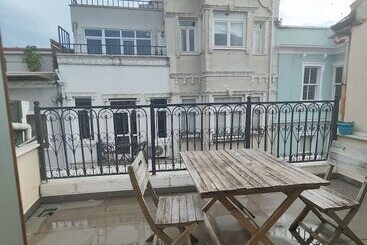 هتل Frame Galata