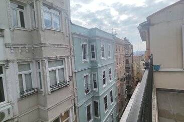 هتل Frame Galata