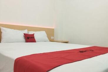 酒店 Reddoorz Syariah @ Gedong Air Lampung