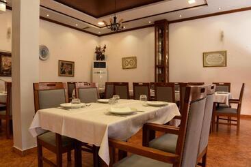 هتل Restorant Halal Il Tramonto