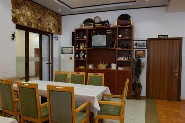 هتل Restorant Halal Il Tramonto