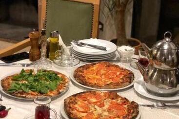 هتل Restorant Halal Il Tramonto