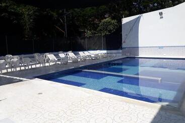 هتل Villa Tania