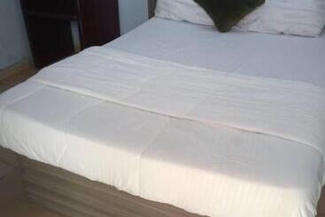 Morada Hotels Ltd