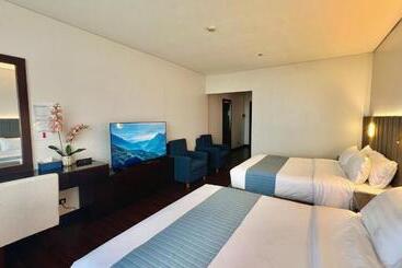 Mountain View Room At Forest Lodge Hotel, Camp John Hay Private Unit 549