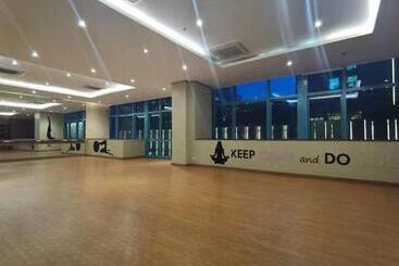 One Uptown Residence Bgc
