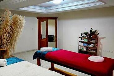 پانسیون Bliss House Cielo