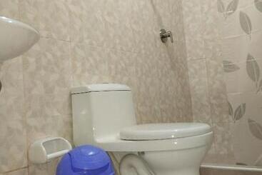 پانسیون Hostal Toscano Suites
