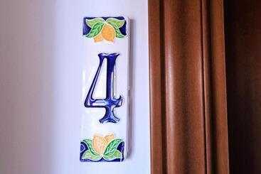 پانسیون Casa Querencia Rooms
