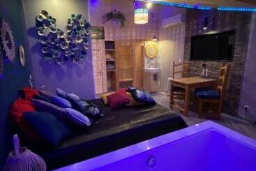 住宿加早餐  à Home Love Spa, Le Plus Luxueux Parmi Nos 2 établissements
