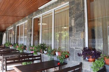 酒店 почивна база орлица