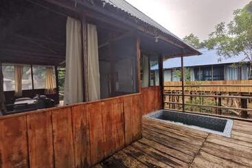 هتل Amazing Lodge Perú