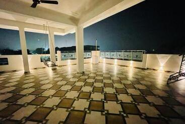 هتل Sangam View