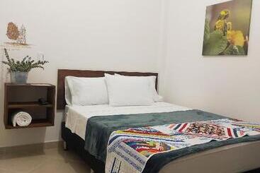 هتل Volarte Hostal