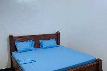 Mystic Manor Stonetown B&b