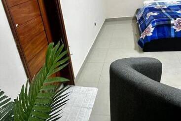 پانسیون Your Private Room In Cotonou Guesthouse