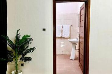 پانسیون Your Private Room In Cotonou Guesthouse