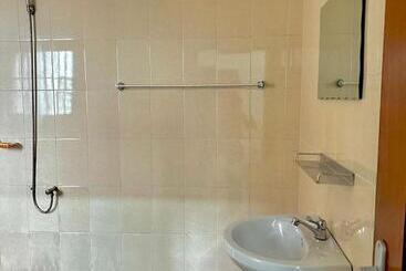 پانسیون Your Private Room In Cotonou Guesthouse