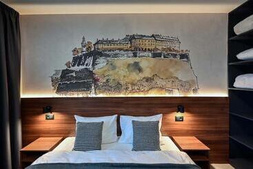 پانسیون Tvrdjava Rooms   Novi Sad